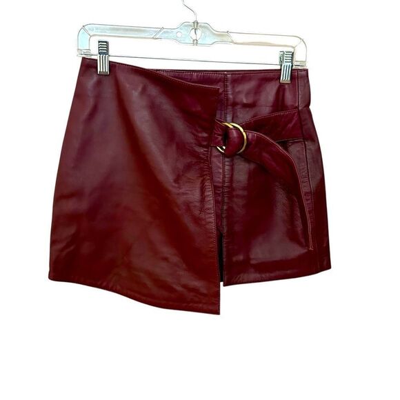 Understated Leather Mini Skirt Size XS - Picture 3 of 6